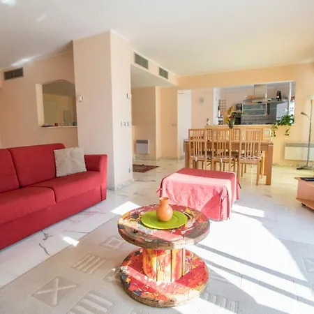 Leisure By Connexion