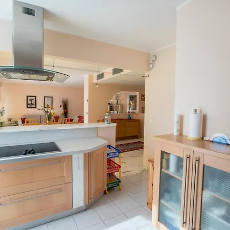 Leisure By Connexion